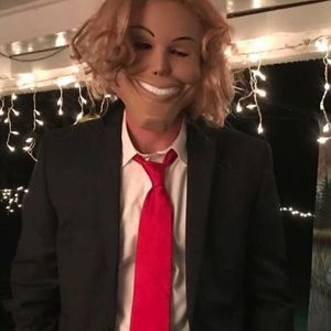 Meet your Posher, Ross